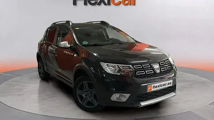 Usado Dacia Sandero Lauréate 90 CV (66 kW) 2017 Utilitario