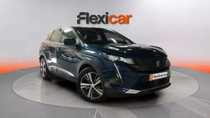 Usado Peugeot 3008 Allure 130 CV (95 kW) 2021 Azul SUV