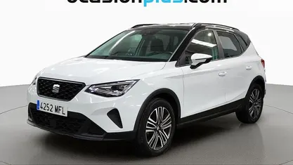Usado Seat Arona Style 110 CV (80 kW) 2023 SUV