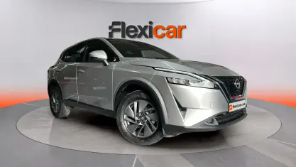 Usado Nissan Qashqai Acenta 140 CV (102 kW) 2023 Gris SUV