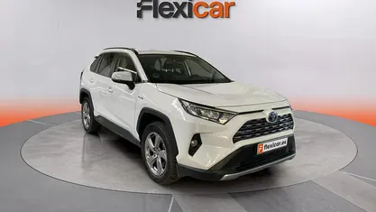 Usado Toyota RAV4 Hybrid Advance 222 CV (163 kW) 2021 SUV