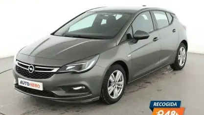 Usado Opel Astra Excellence 125 CV (91 kW) 2017 Gris Berlina
