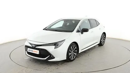 Usado Toyota Corolla Style 122 CV (89 kW) 2022 Blanco Berlina