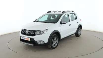 Usado Dacia Sandero Essentiel 90 CV (66 kW) 2019 Blanco Berlina