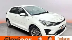 Blanco Usado 2023 Kia Rio Sport Utilitario | 14.190 € (Precio justo)
