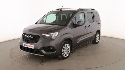 Usado Opel Combo Life Innovation 131 CV (96 kW) 2020 Gris Monovolumen
