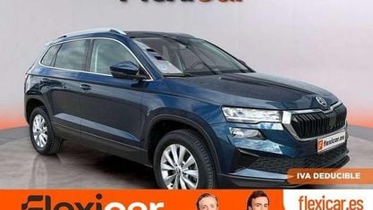 Usado Skoda Karoq Ambition 150 CV (110 kW) 2023 Azul SUV