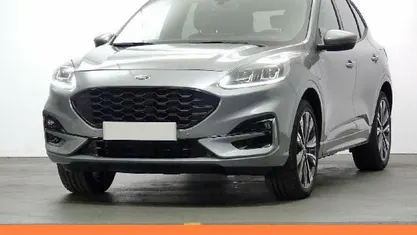 Plateado Usado 2021 Ford Kuga ST-Line X SUV | 30.950 €