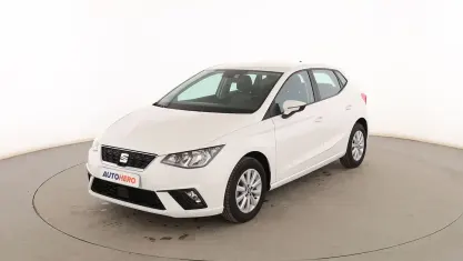 Usado Seat Ibiza Style 115 CV (84 kW) 2020 Blanco Utilitario