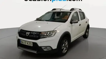 Usado Dacia Sandero Essentiel 90 CV (66 kW) 2019 Blanco Utilitario