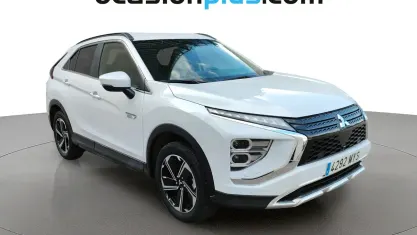 Usado Mitsubishi Eclipse Cross 188 CV (138 kW) 2025 Blanco SUV