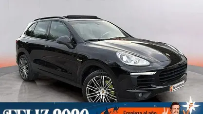 Negro Usado 2016 Porsche Cayenne S E-Hybrid Platinum Edition SUV | 36.990 € (Buen precio)