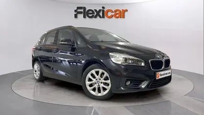 Usado BMW 218 Comfort Edition 150 CV (110 kW) 2015 Negro Familiar
