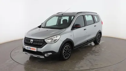 Usado Dacia Lodgy 131 CV (96 kW) 2020 Gris Monovolumen