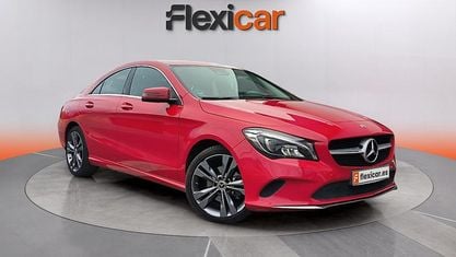 Occasion Mercedes CLA200 136 PK (100 kW) 2018 Rood Sedan