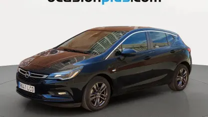 Usado Opel Astra S 110 CV (80 kW) 2019 Negro Utilitario