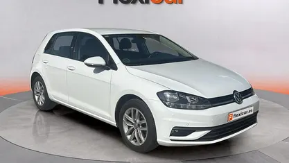 Usado 2018 VW Golf Advance Berlina | 14.290 € (Buen precio)