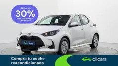 Usado 2024 Toyota Yaris Hybrid Active Berlina | 22.490 € (Precio justo)