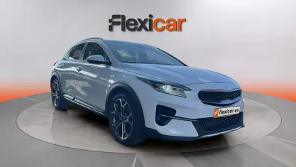 Usado Kia XCeed 120 CV (88 kW) 2022 Blanco SUV