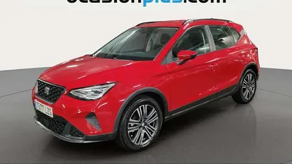 Rojo Usado 2022 Seat Arona Style SUV | 14.455 € (Buen precio)