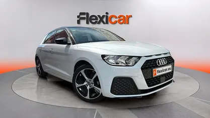 Käytetty Audi A1 Premium 95 HP (69 kW) 2020 Valkoinen Katumaasturi