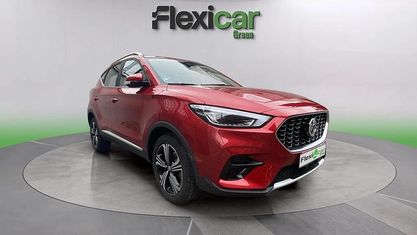 Käytetty MG ZS Comfort 116 HP (85 kW) 2025 Punainen Katumaasturi