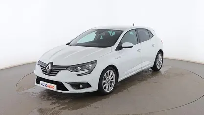 Blanco Usado 2018 Renault Mégane IV Zen Utilitario | 13.299 € (Precio justo)
