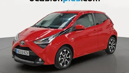 Usado Toyota Aygo X-play 72 CV (52 kW) 2019 Utilitario