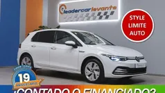 Blanco Usado 2021 VW Golf VIII Style Berlina | 25.390 € (Precio justo)