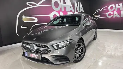 Usado Mercedes A250 218 CV (160 kW) 2021 Gris Utilitario