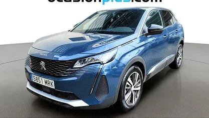 Usado Peugeot 3008 Allure 130 CV (95 kW) 2024 Azul SUV