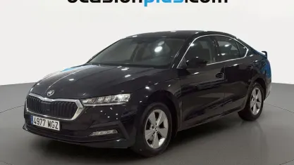 Usado Skoda Octavia Ambition 150 CV (110 kW) 2020 Negro Berlina