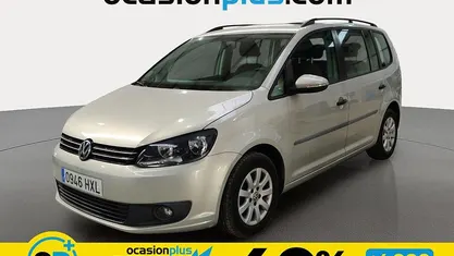 Usado VW Touran Edition 105 CV (77 kW) 2014 Gris plata Monovolumen