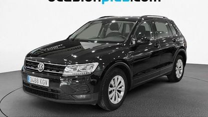 Käytetty VW Tiguan Edition 125 HP (91 kW) 2018 Musta Katumaasturi