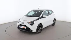 Blanco Usado 2021 Toyota Aygo X-play Utilitario | 12.699 € (Precio justo)