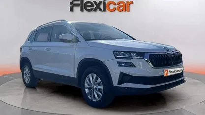 Blanco Usado 2023 Skoda Karoq Ambition SUV | 19.490 € (Precio justo)