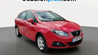 Usado Seat Ibiza ST Reference 90 HP (66 kW) 2012 Vermelho Carrinha