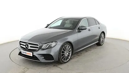 Usado Mercedes E350 AMG line 313 CV (230 kW) 2018 Gris Berlina