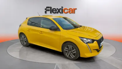 Begagnad Peugeot 208 Allure 101 HK (74 kW) 2023 Gul Halvkombi