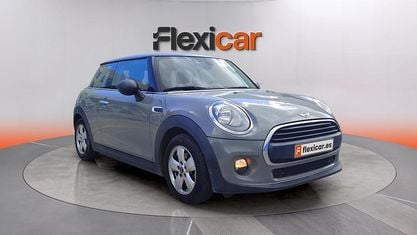 Usado Mini ONE 102 CV (75 kW) 2017 Gris Utilitario