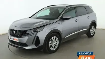 Używany Peugeot 5008 Style 131 KM (96 kW) 2021 Szary SUV