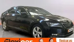 Gris Usado 2017 Skoda Superb Style Berlina | 15.490 € (Buen precio)