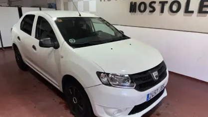 Usado Dacia Logan Ambiance 90 CV (66 kW) 2014 Blanco Berlina