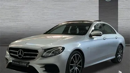 Usado Mercedes E220 194 CV (142 kW) 2020 Gris Berlina
