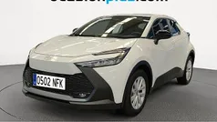Blanco Nuevo 2025 Toyota C-HR Active SUV | 27.273 € (Precio justo)