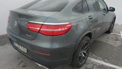 Usado Mercedes GLC220 170 CV (125 kW) 2019