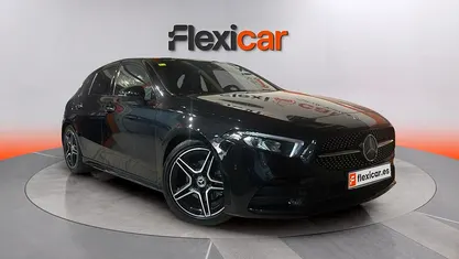 Usado Mercedes A180 116 CV (85 kW) 2018 Negro Berlina