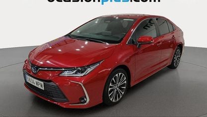 Usado Toyota Corolla Style 140 CV (102 kW) 2024 Rojo Berlina