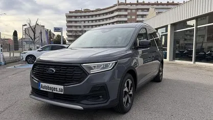 Usado 2025 Ford Tourneo Active Monovolumen | 41.900 € (Precio justo)