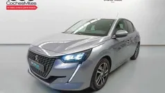 Gris Usado 2023 Peugeot 208 Allure Utilitario | 17.890 € (Precio justo)
